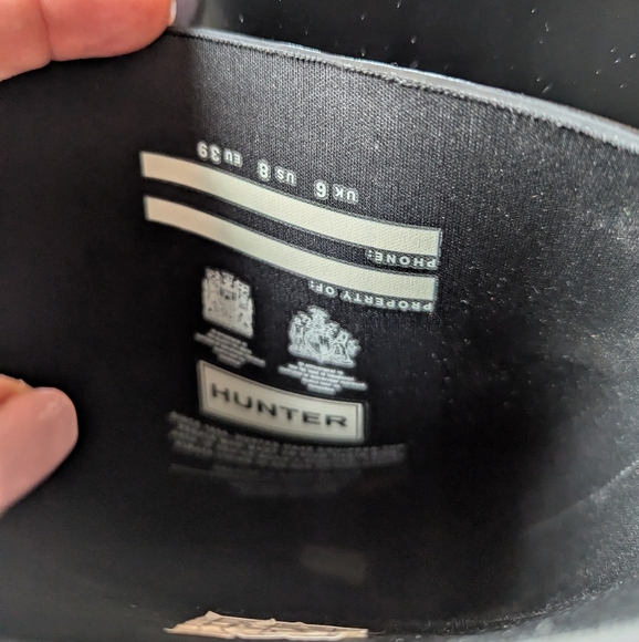 Hunter Rain Boots - Like New - Size 8 - Picture 9 of 10